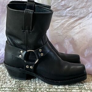 Frye Harness 8r Black 8.5